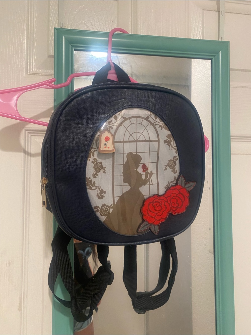Belle silhouette backpack